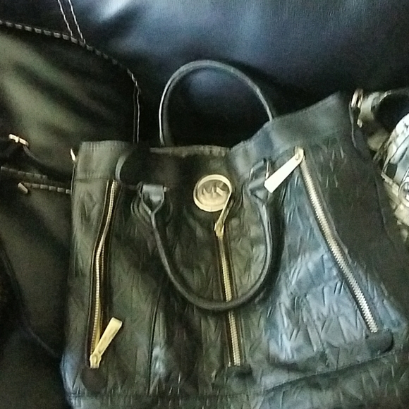 Purses versache backoack - Picture 2 of 4